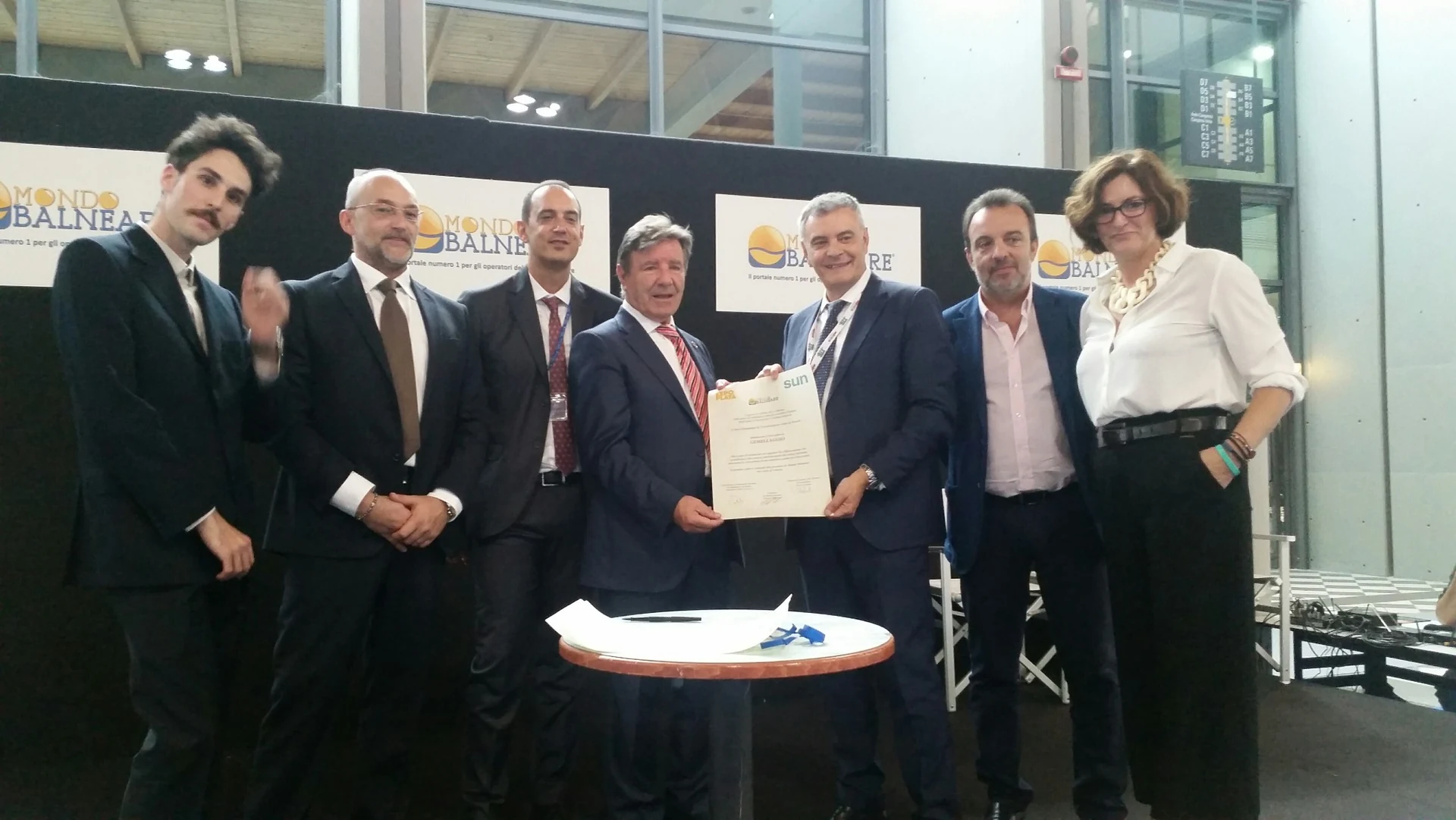 entrega-certificado-mondo-balneare-feria-rimini