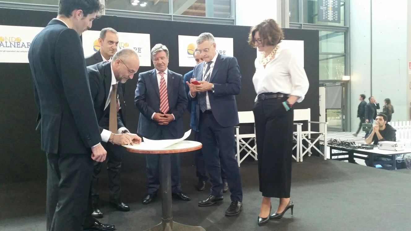 firma-convenio-feria-rimini-mondo-balneare